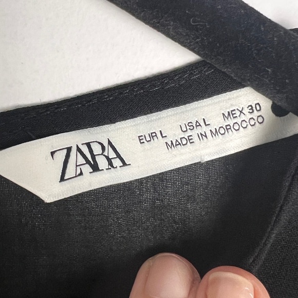ZARA ZW Collection Black Flowing Cape Sleeve Lightweight Chic Blouse Top Sz L - Picture 9 of 11